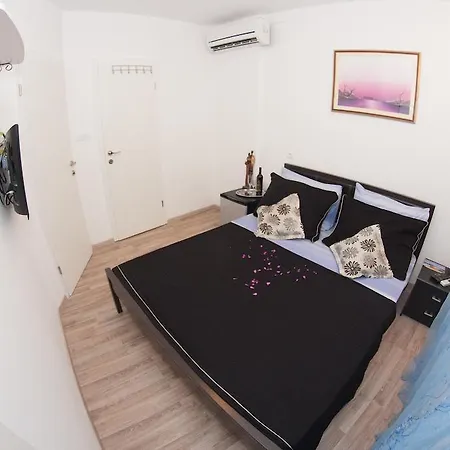 Guest house Room Dora Varos Split