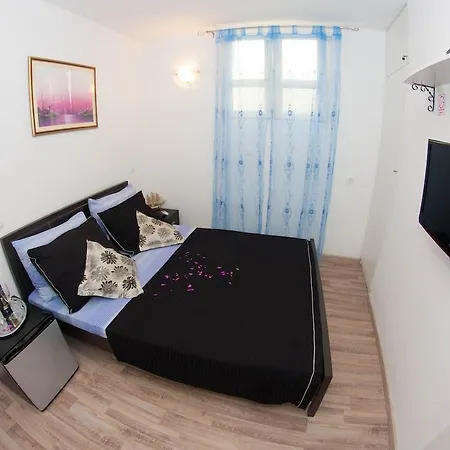 Room Dora Varos Split